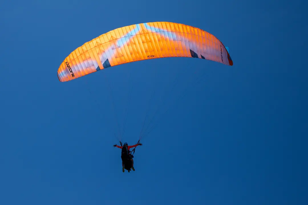 MAGNUM-4-OZONE PARAGLIDER-004