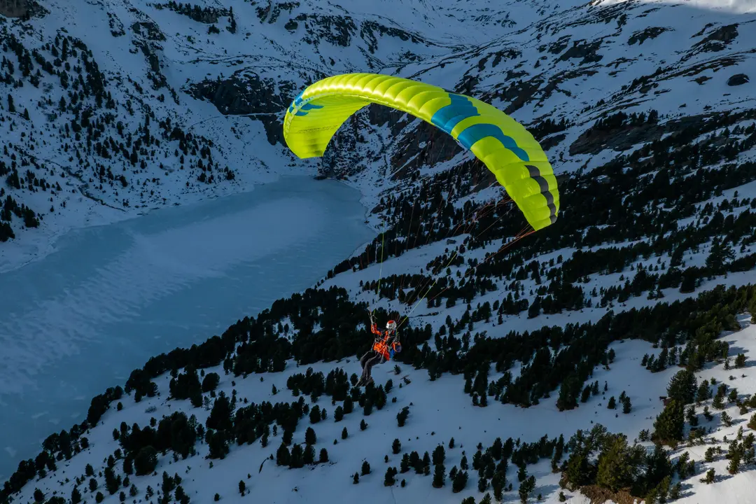 ULTRALITE-5-OZONE PARAGLIDER-002